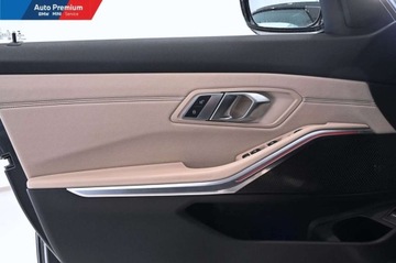 BMW Seria 3 G20-G21 Limuzyna 2.0 320d 190KM 2019 BMW Seria 3 320dLED Fog lightsFotele SportoweReflektory LEDPrzyciemniane S, zdjęcie 11