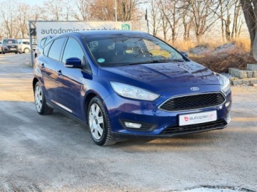 Ford Focus III Sedan Facelifting 1.0 EcoBoost 125KM 2015 Ford Focus Raty Klima usb benzynka 125KM Niski przebieg 127tys km Gwarancja, zdjęcie 7