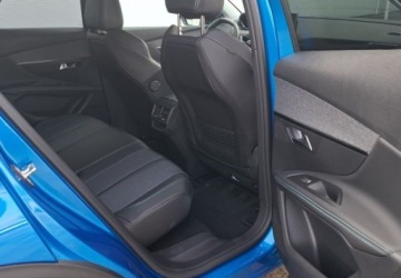 Peugeot 3008 II Crossover Facelifting  1.2 PureTech 130KM 2021 Peugeot 3008 1.2 PureTech Allure SS EAT8 1.2 Benzyna 130KM, zdjęcie 19