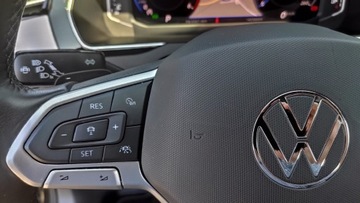 Volkswagen Passat B8 Variant Facelifting 2.0 TDI SCR 200KM 2022 Volkswagen Passat 2.0TDI 200KM ACC 4x4 Iwl Virt.Co, zdjęcie 12