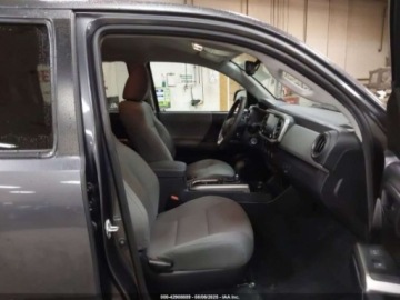 Toyota Tacoma II 2022 Toyota Tacoma 2022 Toyota Tacoma 4WD SR Double Cab 5 Bed V6 3.5 Benzyna, zdjęcie 9