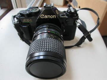 Aparat Canon AE-1 Program Z TOKINĄ 28-85 CZARNY