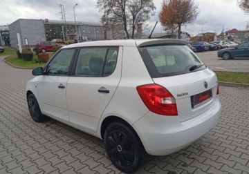 Skoda Fabia II Hatchback Facelifting 1.2 HTP 60KM 2014 Skoda Fabia Zarejestrowany - ubezpieczony - benzyna - 1,2 - 60 KM 1.2 60KM, zdjęcie 9