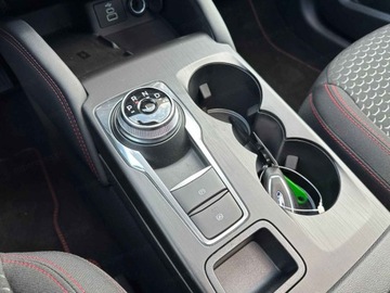 Ford Kuga III SUV Plug-In Facelifting 2.5 PHEV 243KM 2025 Od ręki - ST-Line eCVT 2.5 PHEV FWD 243KM / Pakiet Winter, zdjęcie 8