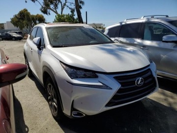 Lexus NX I 2016 Lexus NX 2016 Lexus NX 300h AWD 4dr 2.5 Benzyna 194KM, zdjęcie 3