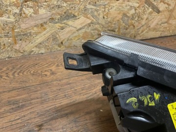 MITSUBISHI COLT 04-12 SVĚTLO LEVÝ PŘEDNÍ H7