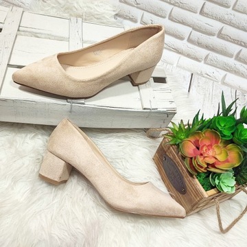 KLASYCZNE ZAMSZOWE BEŻOWE CZÓŁENKA PANTOFLE r 38