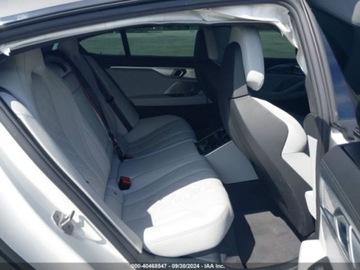 BMW 2024 BMW M8 GranCoupe, 2024r., 4.4L, 4x4 4.4 Benzyna 617KM, zdjęcie 9