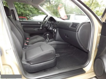 Volkswagen Golf IV Hatchback 1.6 16V 105KM 2003 Volkswagen Golf KRAJOWY 55tys kmBEZWYPADKOWY klima, zdjęcie 6