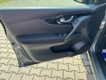 Nissan Qashqai II Crossover Facelifting 1.3DIG-T 140KM 2020 Nissan Qashqai 1.3 t-dig, Led, Tempomat, Stan bdb., zdjęcie 10