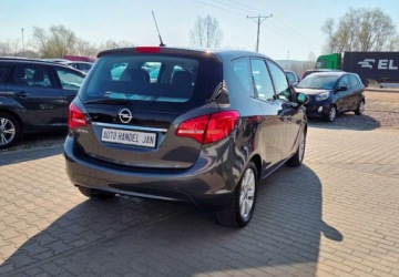 Opel Meriva II Mikrovan 1.4 Twinport ECOTEC 100KM 2011 Opel Meriva 1,4 Ben 101 km 1.4 Benzyna 101KM, zdjęcie 2