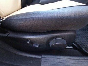 Mercedes Klasa C W204 Kombi T204 2.2 200 CDI BlueEFFICIENCY 136KM 2013 Mercedes C 200 Avantgarde, 240 tys km, zdjęcie 16