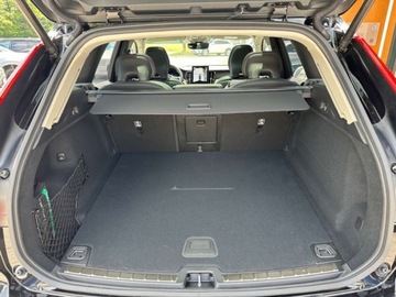 Volvo XC60 II 2025 VOLVO XC60 B5 AWD Ultra Dark Suv 2.0 (264KM) 2025, zdjęcie 15