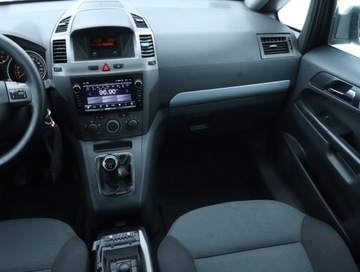 Opel Zafira B 1.6 Twinport ECOTEC 105KM 2006 Opel Zafira 1.6, Salon Polska, GAZ, 7 miejsc, zdjęcie 7