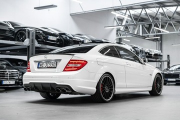 Mercedes Klasa C W204 2011 Mercedes C 63 AMG Coupe Performance 487KM, zdjęcie 8