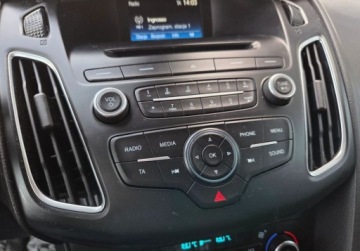 Ford Focus III Sedan Facelifting 1.0 EcoBoost 125KM 2017 Ford Focus 1.0benz 125KM 6b Led Tempomat Grz.Szybafotele PDC Salon Polska, zdjęcie 28