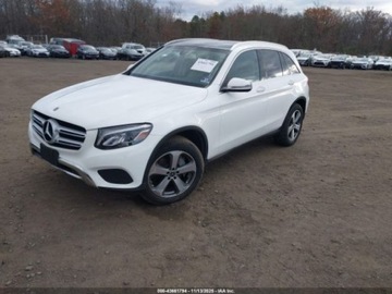 Mercedes GLC C253 2019 Mercedes-Benz GLC 300 4Matic 2019 2.0l 2.0 Benzyna 241KM, zdjęcie 1