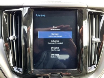 Volvo XC60 II Crossover T6 320KM 2018 VOLVO XC60 II T6 2.0l benzyna 310KM * Momentum * Dokumentacja *Zadbany, zdjęcie 15