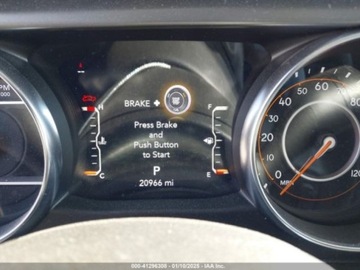 Jeep 2022 Jeep Gladiator 2022r., Willys, od ubezpieczalni 3.6 Benzyna 285KM, zdjęcie 10