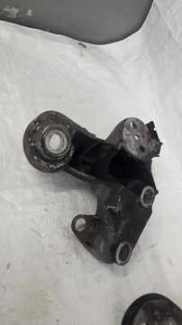 ПОДУШКА ДВИГАТЕЛЯ VW 8E0199351