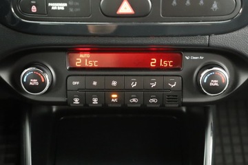 Kia Carens IV Minivan 1.7 VGT CRDI 115KM 2014 Kia Carens 1.7 CRDi, Klima, Klimatronic, Tempomat, zdjęcie 9