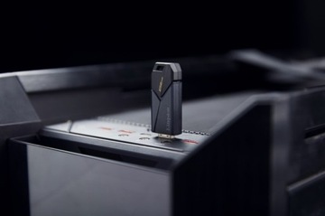 Флеш-накопитель KINGSTON DataTraveler Exodia Onyx USB 3.2 128 ГБ