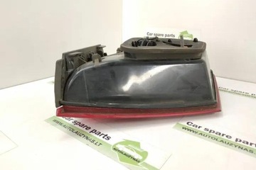 LEVÝ SVĚTLO KRYT KUFRU MERCEDES-BENZ E (W212) 2128200964 2.14L DIESEL