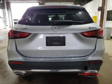 Mercedes GLA II 2021 Mercedes-Benz GLA 2021 r., 2,0 L 250 4 MATIC 2.0 Benzyna 221KM, zdjęcie 4