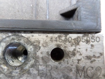 Насос ABS Toyota Avensis T25 тормозной esp Corolla