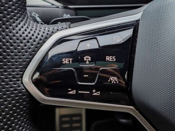 Volkswagen Arteon Fastback Facelifting 2.0 TDI 200KM 2022 Volkswagen Arteon Shooting Brake 2.0 TDI 200KM R-Line 4x4 DSGKamery360DCCL, zdjęcie 14