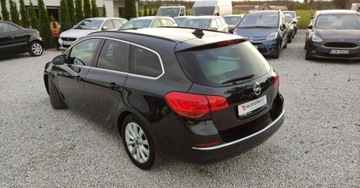 Opel Astra J Sports Tourer Facelifting 1.7 CDTI ECOTEC 130KM 2013 Opel Astra J 1.7 D 131kM Klima Temp LED Czujniki Grzana Kierownica Navi GW, zdjęcie 10