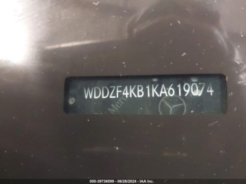 Mercedes Klasa E W213 2019 Mercedes-Benz Klasa E 2019 Mercedes-Benz E-Class E 300 4MATIC Sedan 2.0, zdjęcie 16