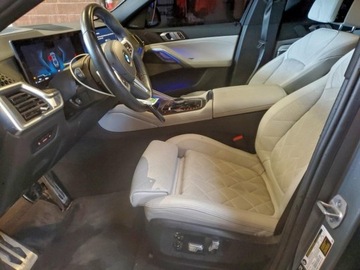 BMW X6 G06 M SUV Facelifting 4.4 M60i 530KM 2025 BMW X6 2025r., M60i, 4.4L, od ubezpieczalni 4.4 Benzyna 530KM, zdjęcie 6