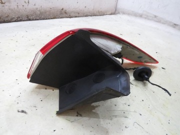 LAMPA LEWA TYLNA TYŁ KUGA MK2