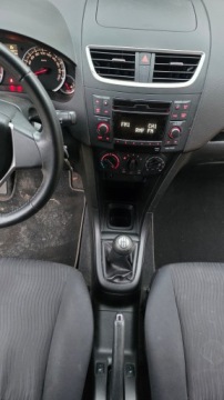 Suzuki Swift V 2011 SUZUKI SWIFT 1.2 i CLUB NAPĘD 4x4 94KM KLIMA!USZKODZONY TYŁ FAKTURA MARŻA!, zdjęcie 31