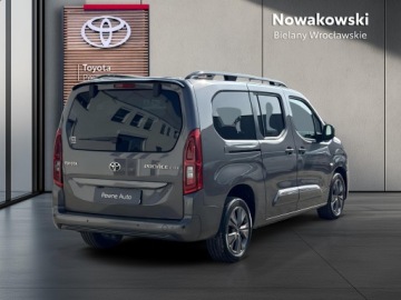 Toyota Proace II 2022 Toyota PROACE CITY VERSO 1.2 D-4T Family 1.2 D-4T, zdjęcie 1