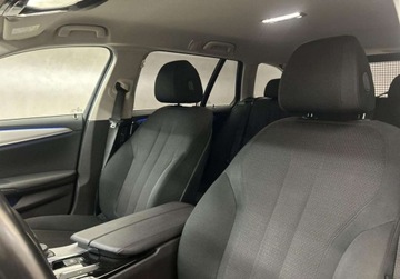 BMW Seria 5 G30-G31 Touring 520d 190KM 2019 BMW Seria 5 Nawigacja Professional Fotele z pamiecia Dostep komfortowy, zdjęcie 11