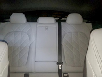 BMW X6 G06 M SUV Facelifting 4.4 M60i 530KM 2025 BMW X6 2025r., M60i, 4.4L, od ubezpieczalni 4.4 Benzyna 530KM, zdjęcie 9