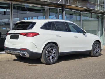Mercedes GLC C254/X254 Coupe 2.0 220d 197KM 2025 MERCEDES-BENZ GLC 220 d 4-Matic AMG Line 2.0 (197KM) 2025, zdjęcie 2