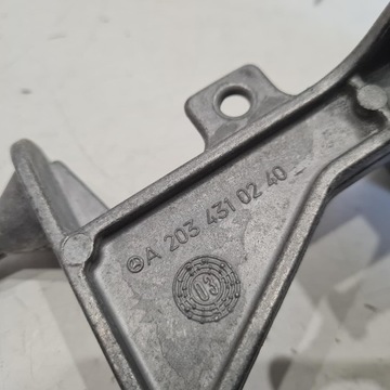 DRŽÁK DRŽÁKY PUMPY ABS MERCEDES A2034310240