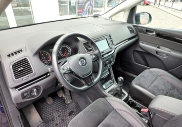 Volkswagen Sharan II Van Facelifting 1.4 TSI 150KM 2020 Volkswagen Sharan 1,4 TSI 150kM Highline Salon Polska,F.Vat 23 1.4 Benzyna, zdjęcie 7