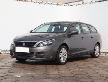 Peugeot 308 II SW Facelifting 1.2 PureTech 130KM 2019 Peugeot 308 1.2 PureTech, Navi, Klima, zdjęcie 1