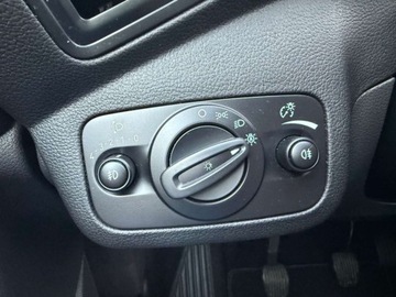 Ford Kuga II SUV Facelifting 1.5 EcoBoost 150KM 2019 Ford Kuga LEDNaviAsystent ParkowaniaAlusyNowy Rozrzad 1.5 Benzyna, zdjęcie 25