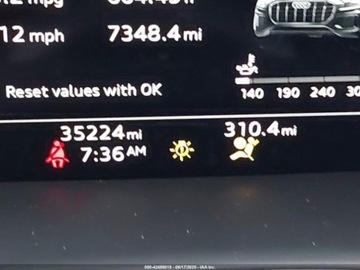 Audi Q8 2021 Audi Q8 2021 AUDI Q8 PREMIUM PLUS 55 TFSI QUATTRO TIPTRONIC 3.0 Benzyna, zdjęcie 11