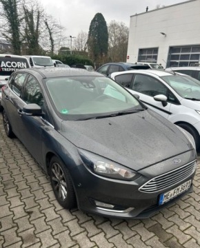 Ford Focus III Sedan Facelifting 1.0 EcoBoost 125KM 2016 Ford Focus Benzynkaserwisbogata wersjaprosto z Niemiec Benzyna 125KM, zdjęcie 1