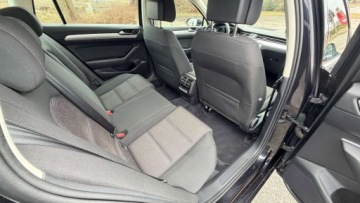 Volkswagen Passat B8 Variant 2.0 TDI BlueMotion SCR 150KM 2016 Volkswagen Passat Raty 2.0 tdi 150KM Bez adblue DSG 115tys km Duza Navi Ka, zdjęcie 29
