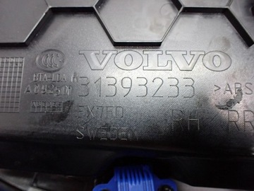 ОБИВКА БОКОВОЙ ДВЕРИ ЗАДНЯЯ ПРАВАЯ СЕДАН 31393233 VOLVO S90 II 16R