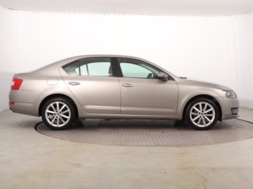 Skoda Octavia III Liftback 1.4 TSI  150KM 2016 Skoda Octavia 1.4 TSI, Salon Polska, Serwis ASO, zdjęcie 5