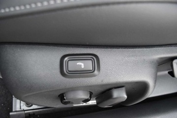 Volkswagen Passat B8 Variant Facelifting 2.0 TDI SCR 150KM 2025 Volkswagen Passat Variant 2.0TDI DSG 150KM Elegance HAK IQ.Drive 17 Sporto, zdjęcie 28