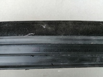 OPEL VECTRA C УПЛОТНИТЕЛЬ СТЕКЛА ЗАДНЕГО СЛЕВА, ХРОМИРОВАННАЯ ПОЛОСКА